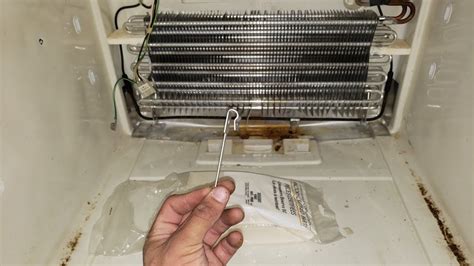 Frigidaire Refrigerator defrost drain clogged: Causes + Fixes